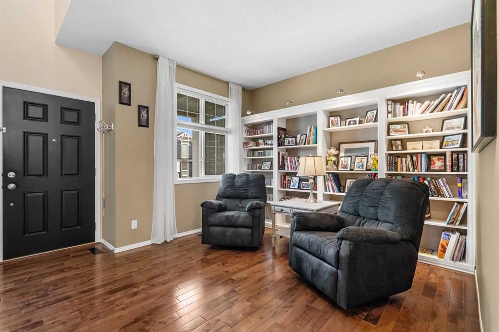 80 Legacy Crescent SE, Calgary — photo 4 of 39