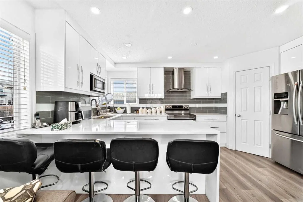 24 Taralake Road NE, Calgary — photo 4 of 50