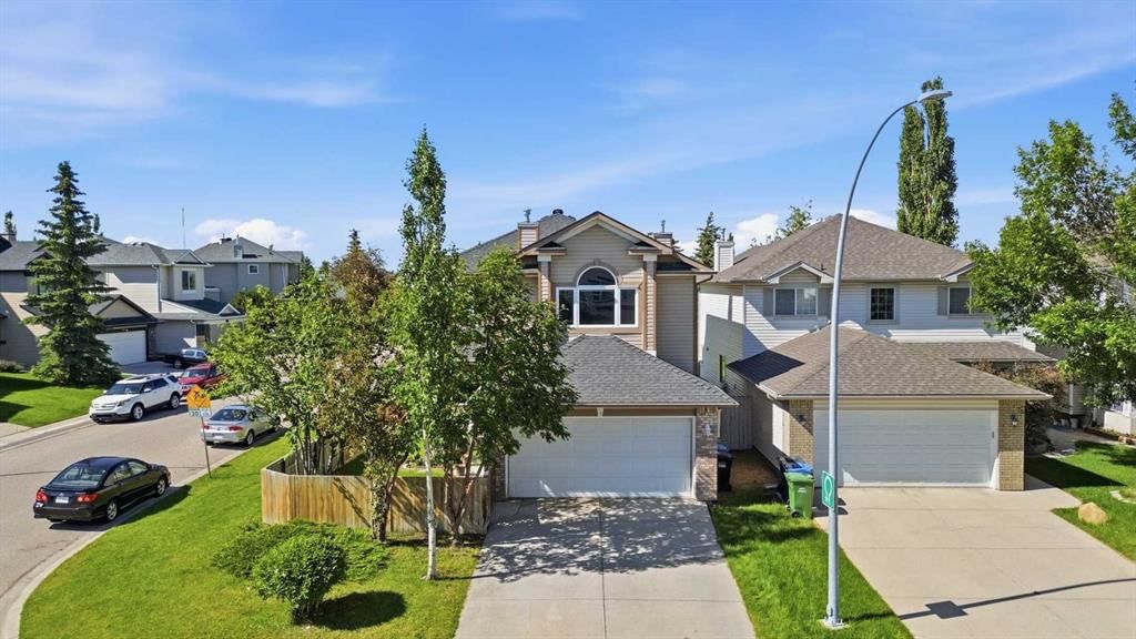 79 Citadel Crest Heath NW, Calgary — photo 2 of 48