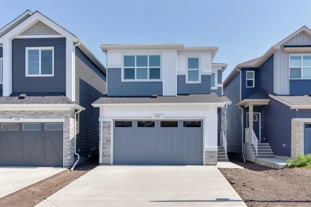 425 Lewiston Landing NE, Calgary — main listing photo