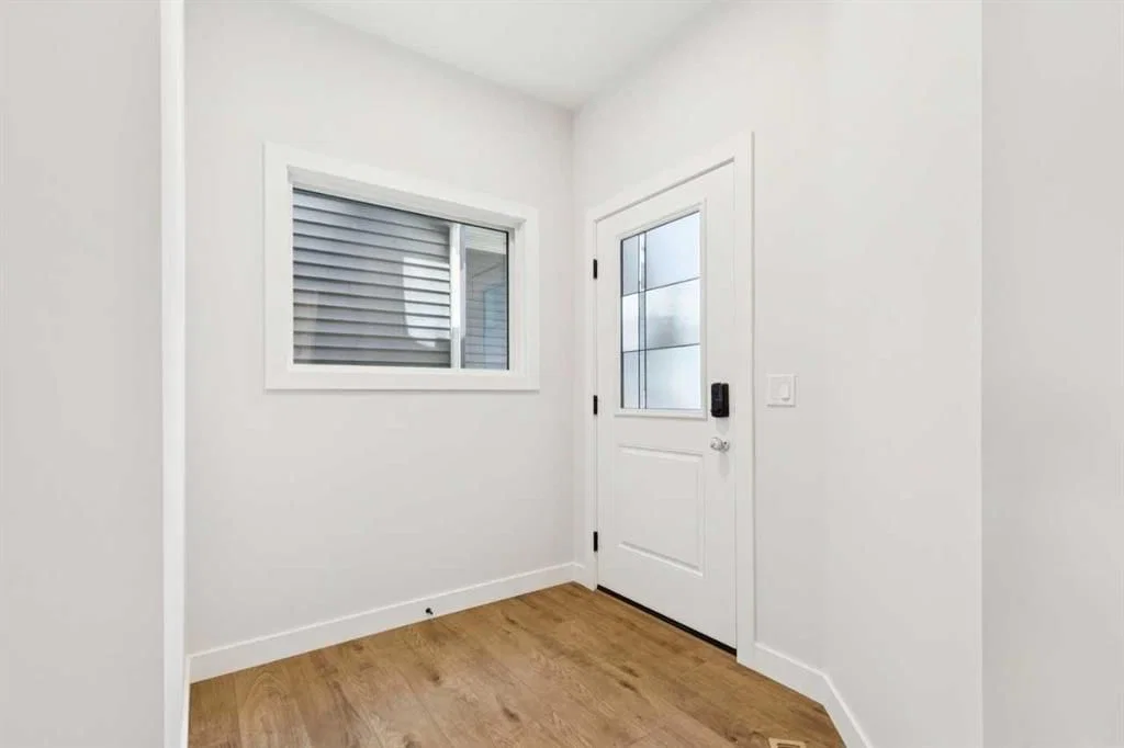 425 Lewiston Landing NE, Calgary — photo 4 of 43
