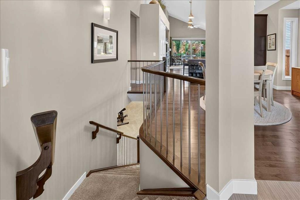 295 Tremblant Way SW, Calgary — photo 4 of 50