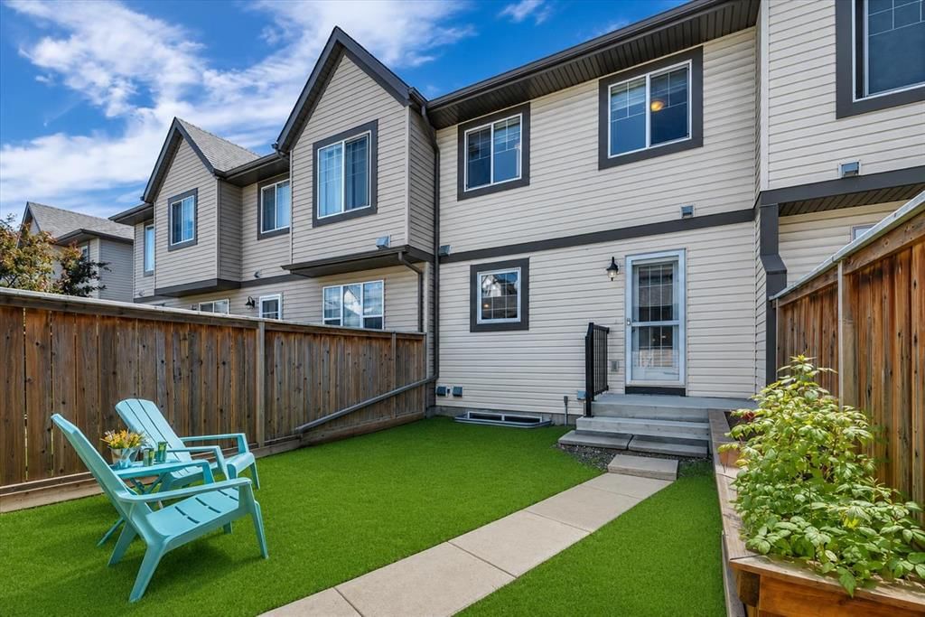 2520 Eversyde Avenue SW, Calgary — photo 3 of 43