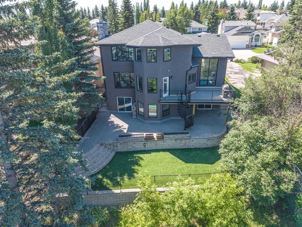 1396 Shawnee Road SW, Calgary — photo 3 of 50