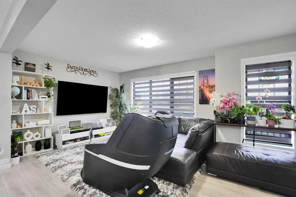 10505 Cityscape Drive, Calgary — photo 4 of 30