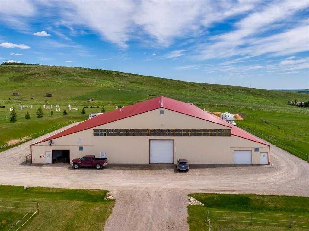 482074 144 Street W, Rural Foothills County — photo 5 of 48