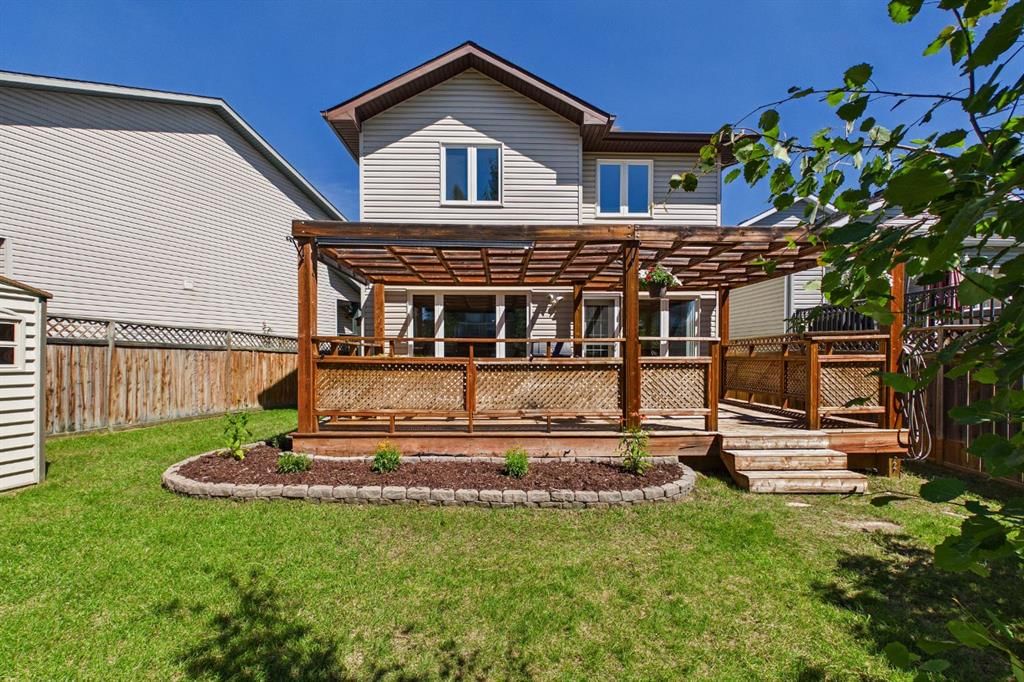 331 Bridlewood Circle SW, Calgary — photo 2 of 49