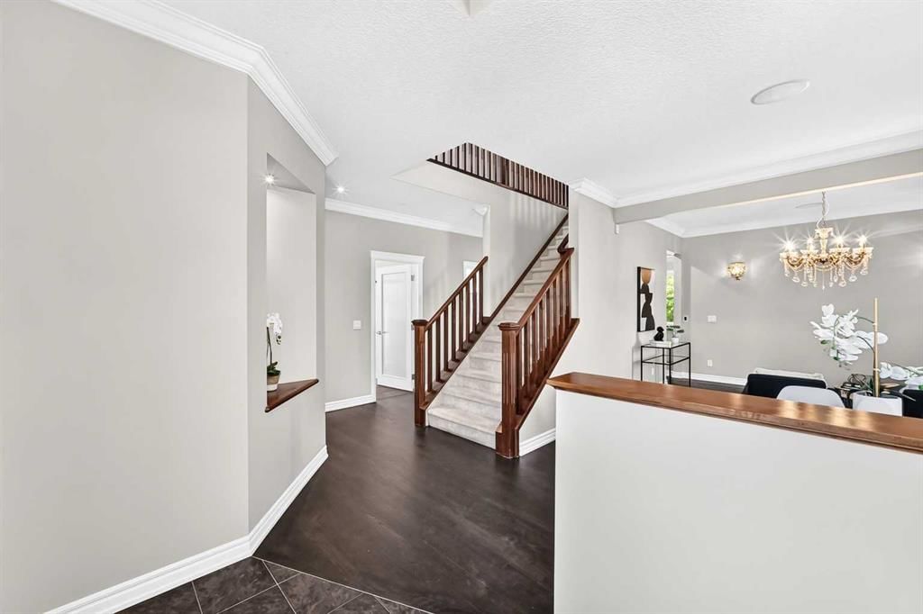 173 Aspenshire Drive SW, Calgary — photo 2 of 49