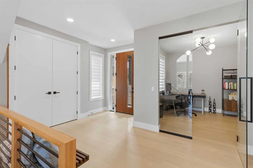 269 Aspen Summit Heights SW, Calgary — photo 3 of 50