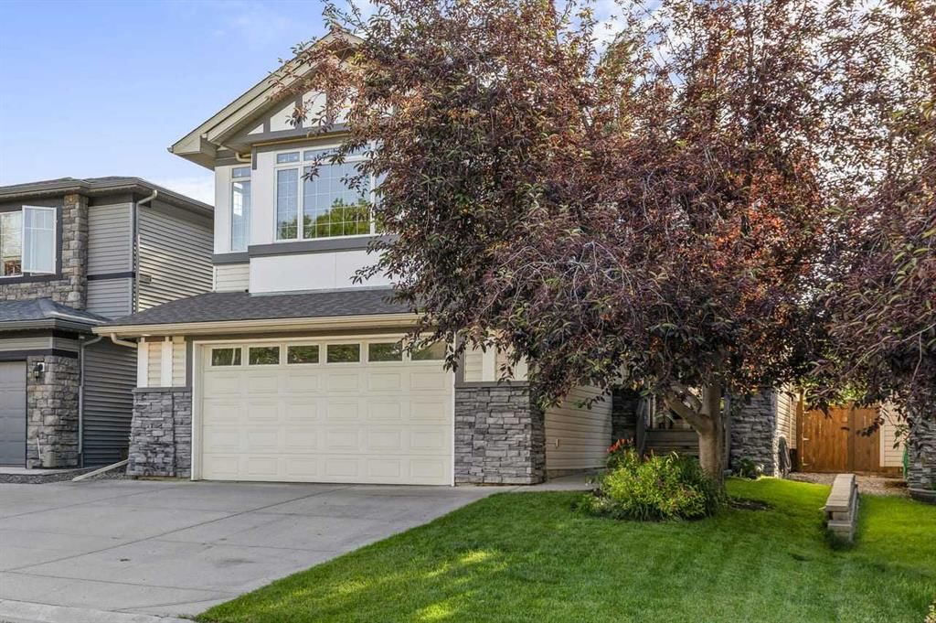 11 Chapala Square SE, Calgary — photo 2 of 47