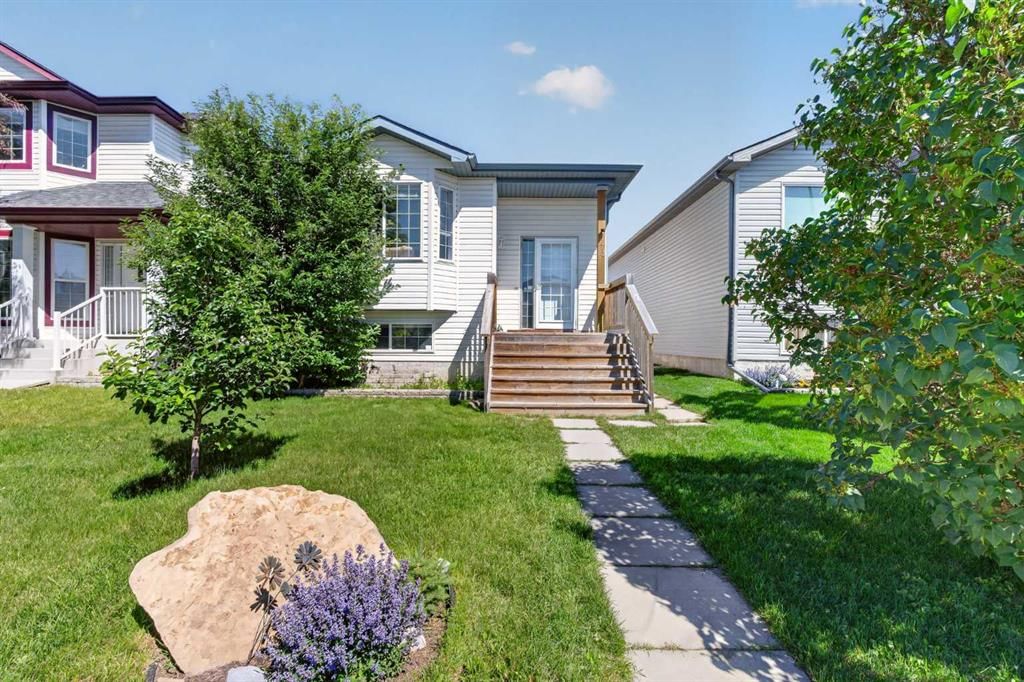 173 Martin Crossing Crescent NE, Calgary — main listing photo