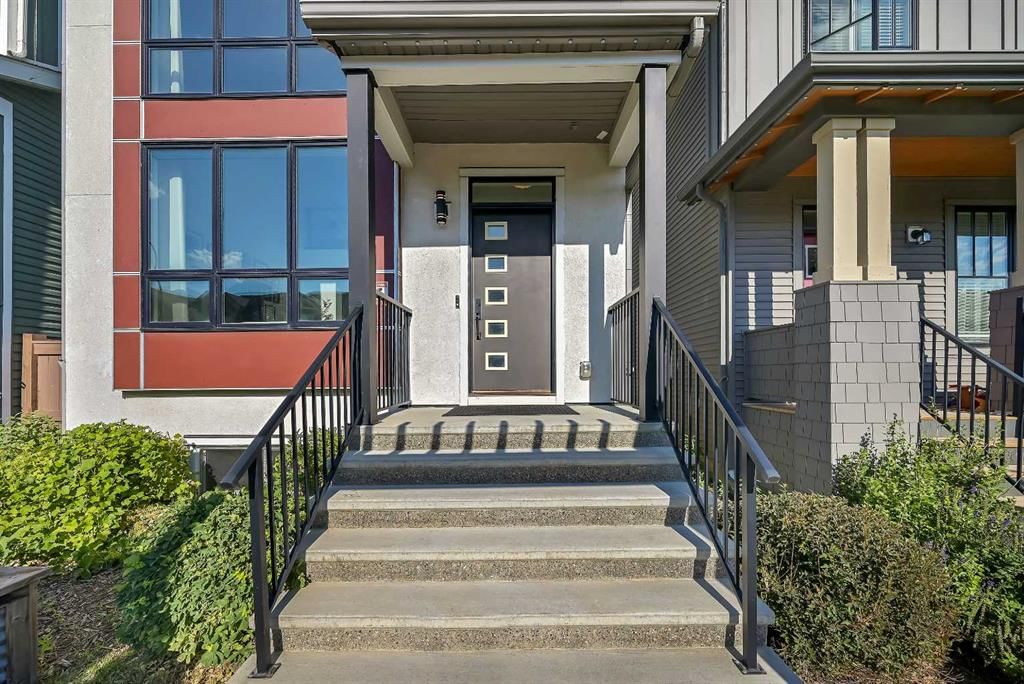 50 Lavender Road SE, Calgary — photo 3 of 50