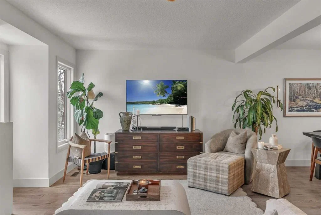 5465 Patina Drive SW, Calgary — photo 5 of 30