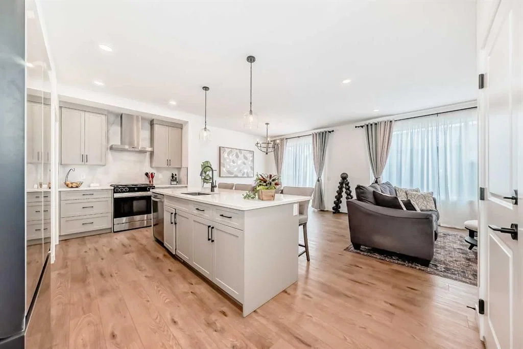 32 Sugarsnap Way SE, Calgary — photo 5 of 50