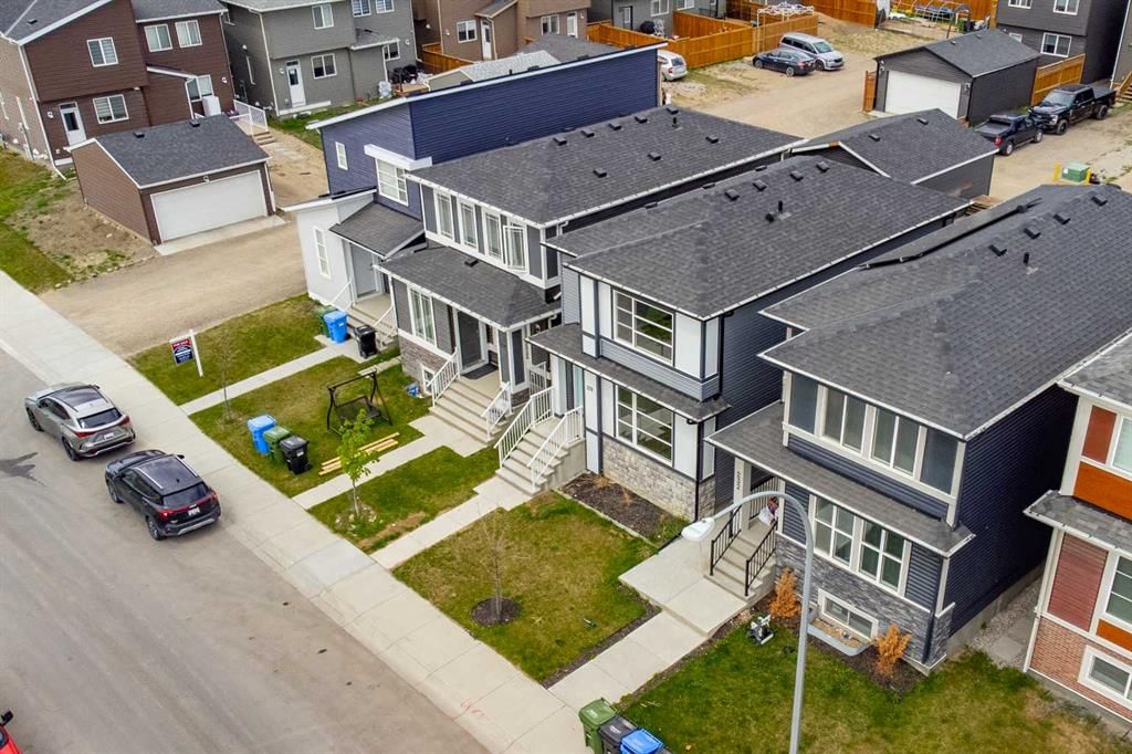 228 Cornerstone Grove NE, Calgary — photo 4 of 29