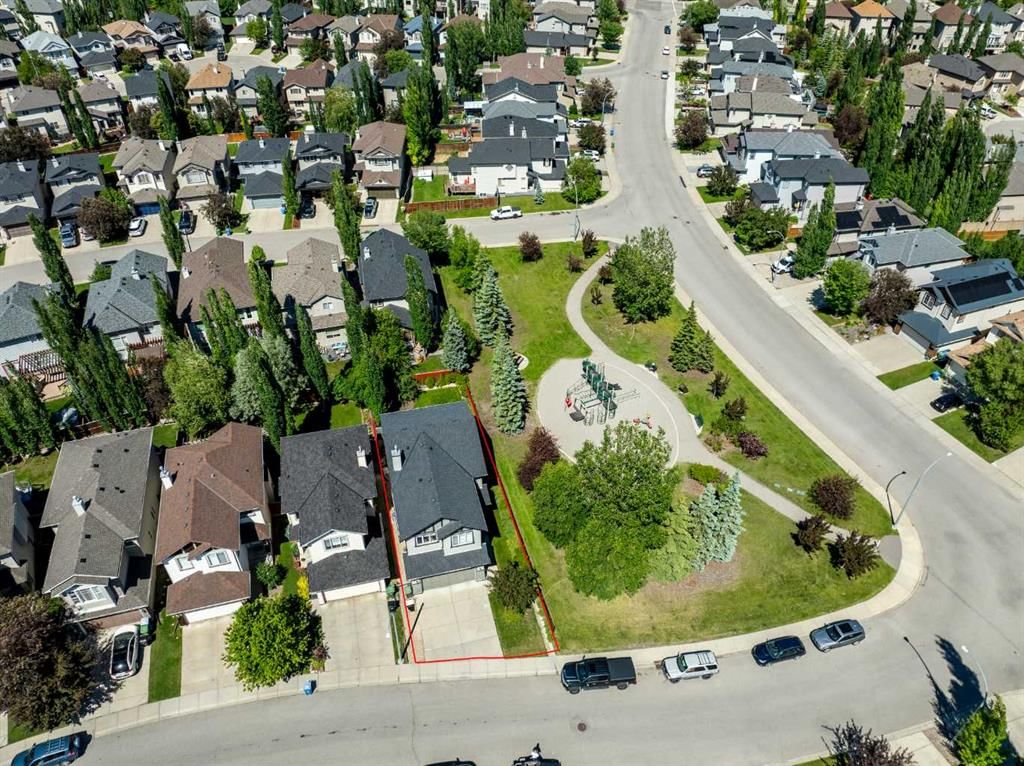 306 Tuscany Vista Road NW, Calgary — main listing photo