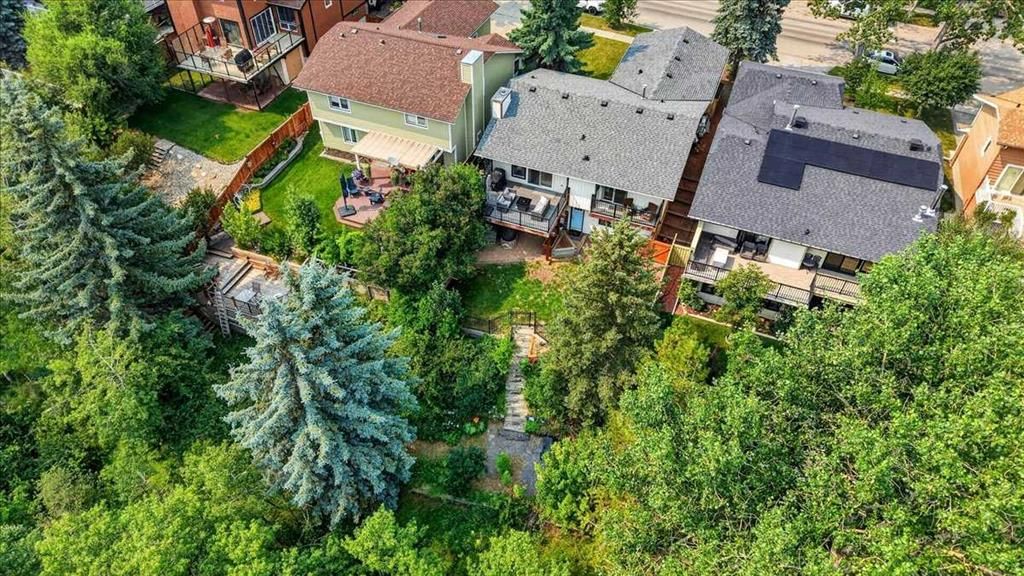 756 Strathcona Drive SW, Calgary — photo 2 of 49