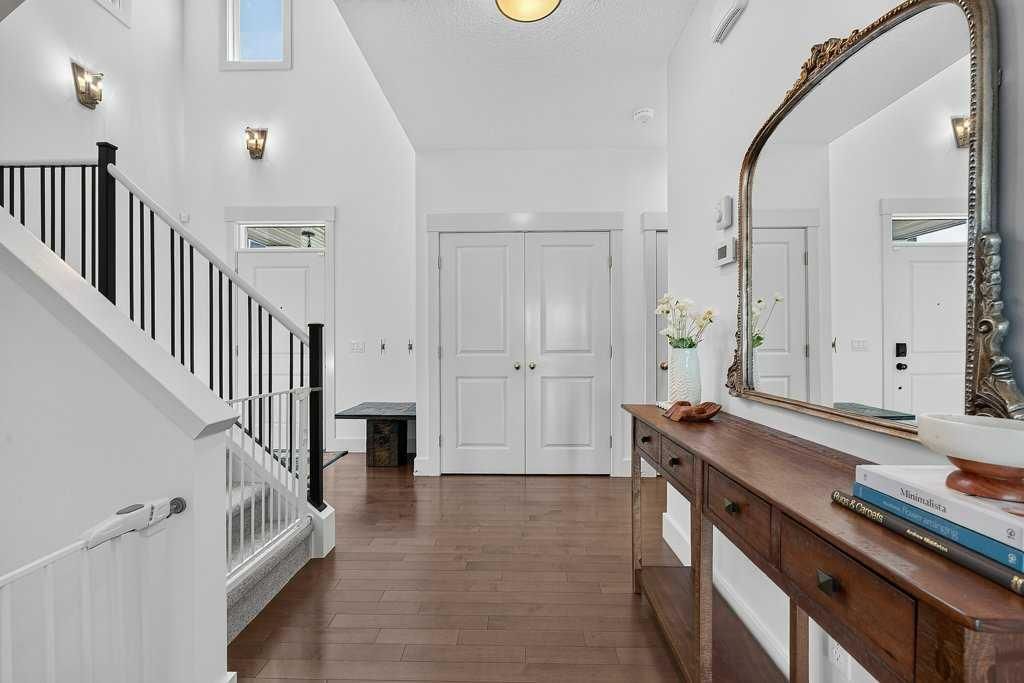 232 Copperpond Circle SE, Calgary — photo 5 of 50