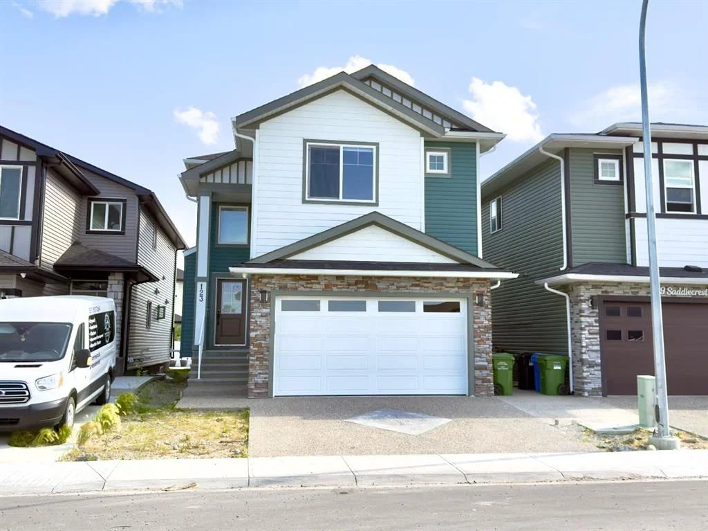 123 Saddlecrest Grove NE, Calgary — main listing photo
