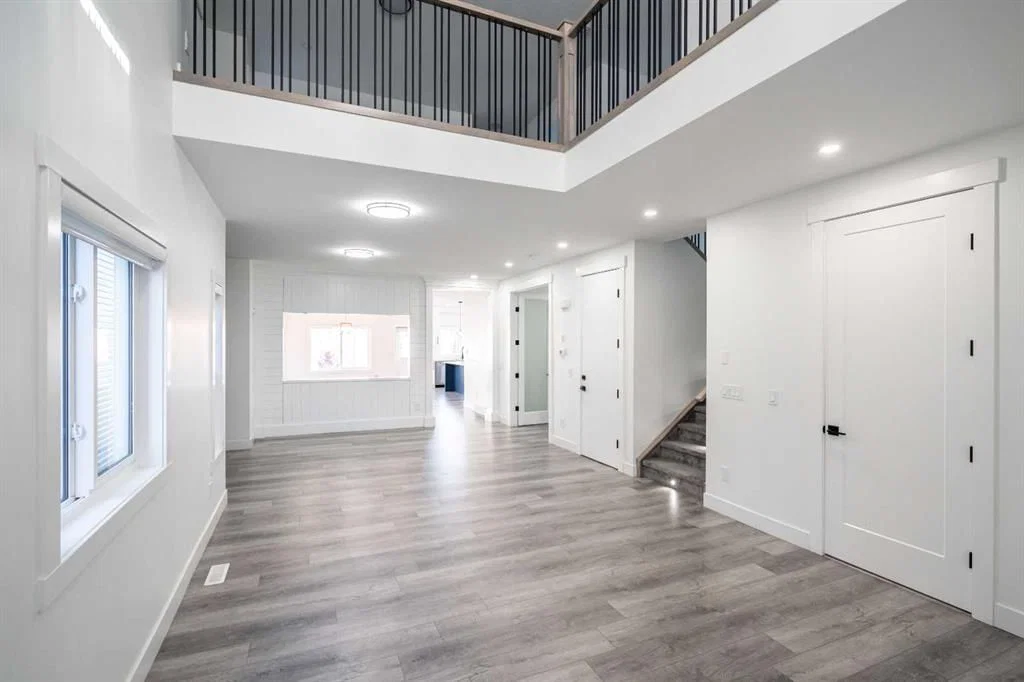 123 Saddlecrest Grove NE, Calgary — photo 3 of 38