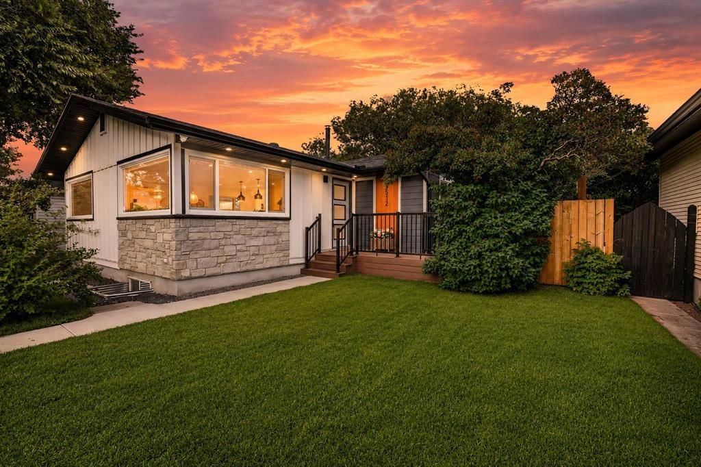 9512 Academy Drive SE, Calgary — photo 2 of 41