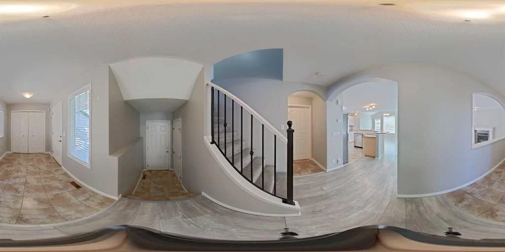 27 Bridlerange Circle SW, Calgary — photo 3 of 49