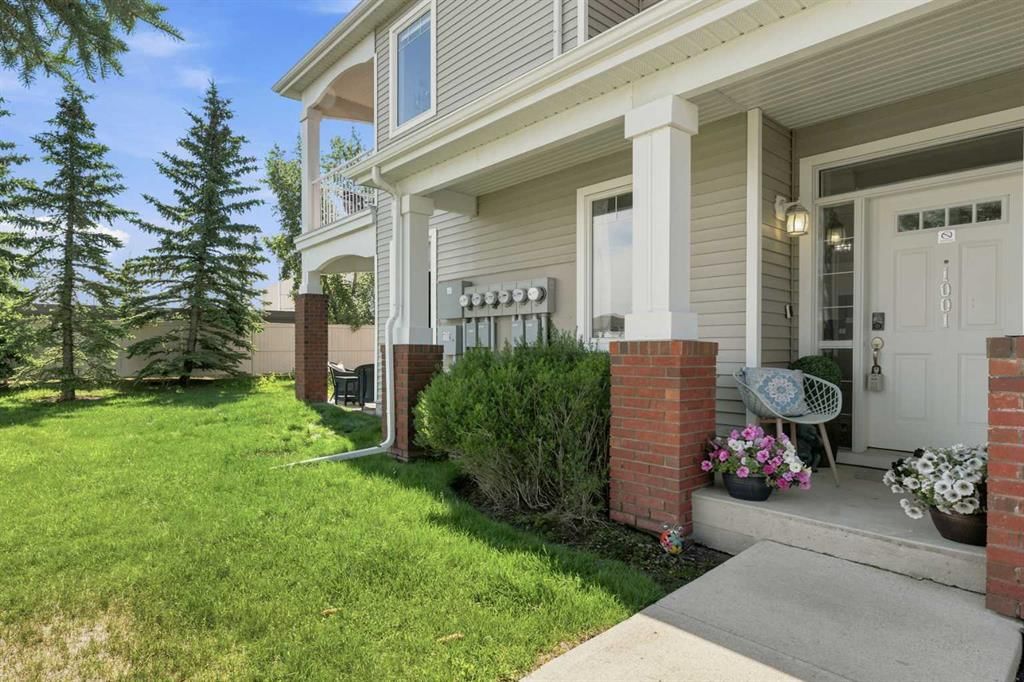 1001, 8000 Wentworth Drive SW, Calgary — photo 2 of 35
