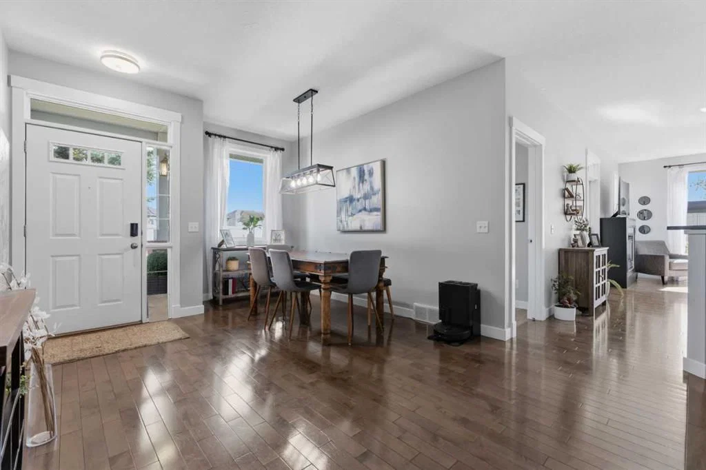 1001, 8000 Wentworth Drive SW, Calgary — photo 4 of 35