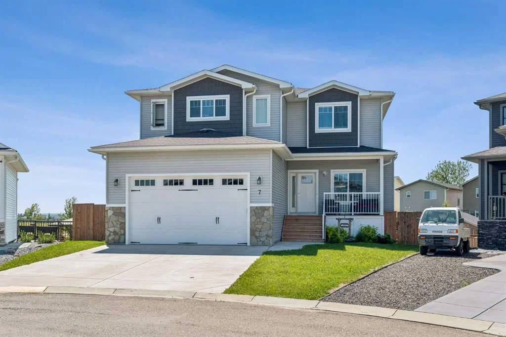 7 Bishop Circle, Calgary — detached for sale