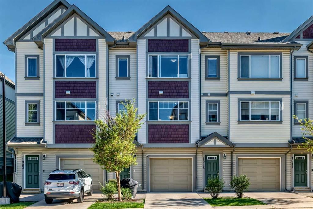 1907 Copperfield Boulevard SE, Calgary — photo 2 of 44