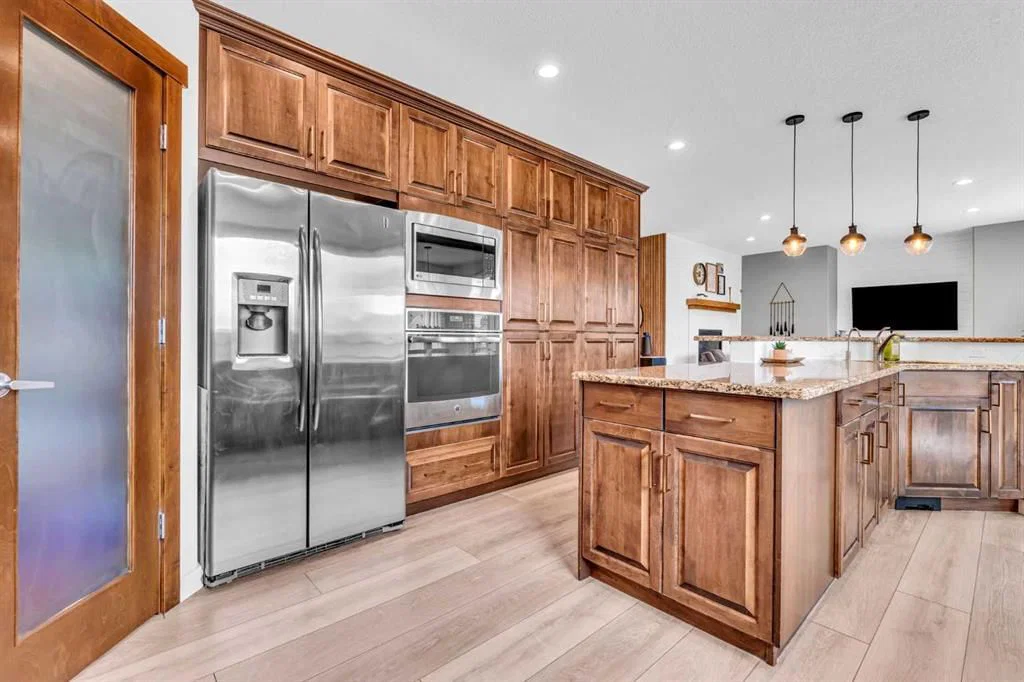 452 Evergreen Circle SW, Calgary — photo 5 of 48