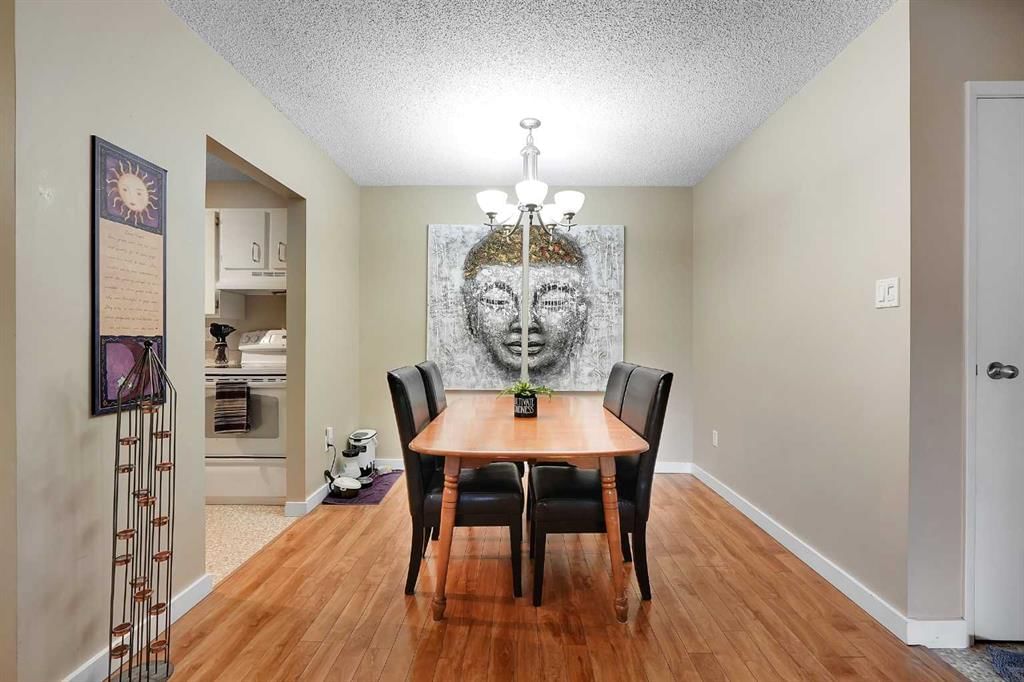 4301, 315 Southampton Drive SW, Calgary — photo 4 of 25