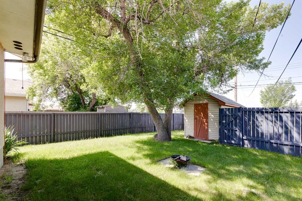 933 Marcombe Drive NE, Calgary — photo 2 of 21