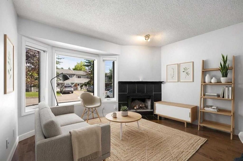 292 Cedarwood Park SW, Calgary — photo 5 of 25