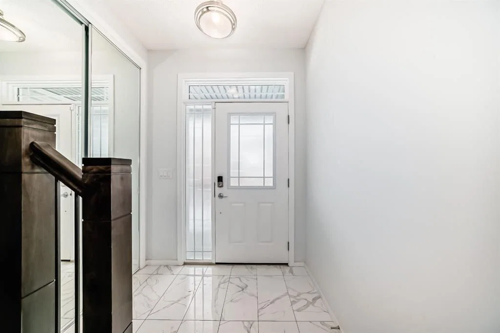 140 Carringham Road NW, Calgary — photo 3 of 50