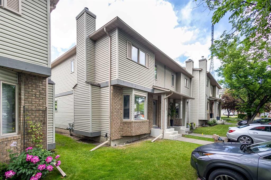 17 Patina Park SW, Calgary — photo 3 of 41