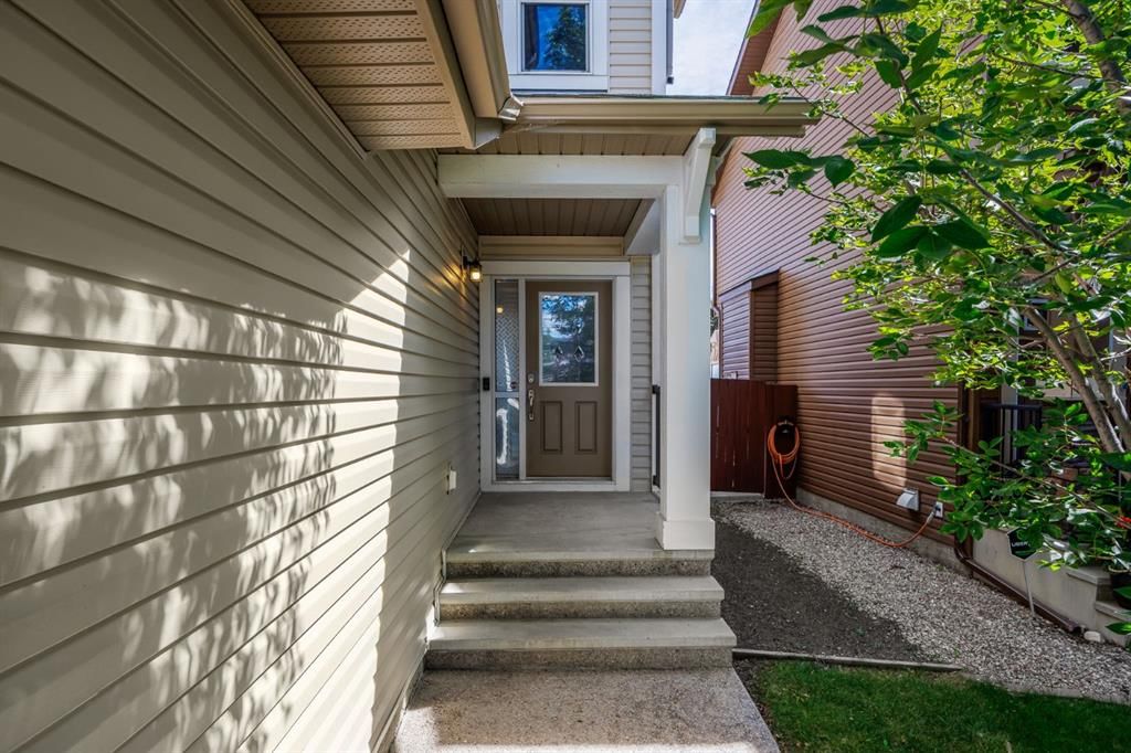 31 Chaparral Valley Way SE, Calgary — photo 3 of 44