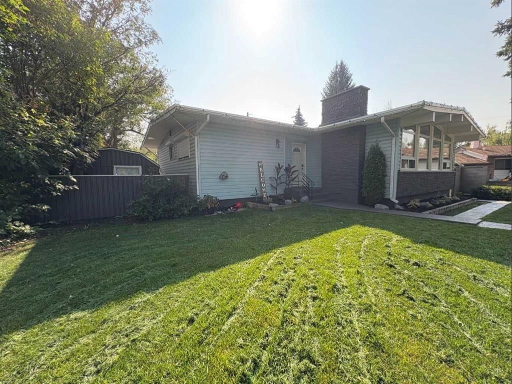 8043 Elbow Drive SW, Calgary — main listing photo