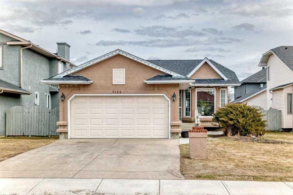 7165 California Boulevard NE, Calgary — main listing photo