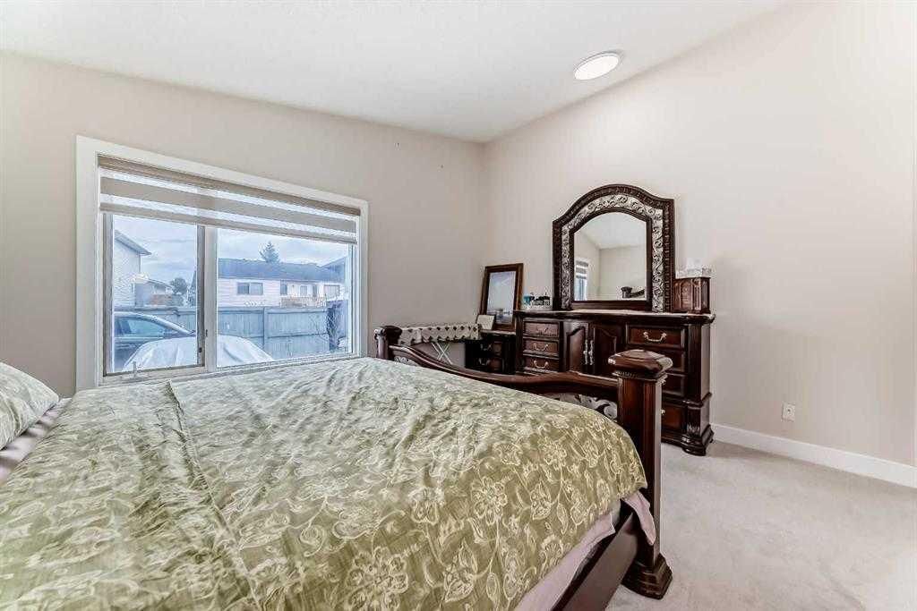 7165 California Boulevard NE, Calgary — photo 5 of 49