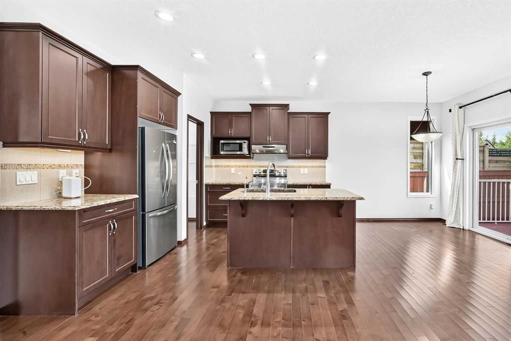 2275 Brightoncrest Common SE, Calgary — photo 5 of 46