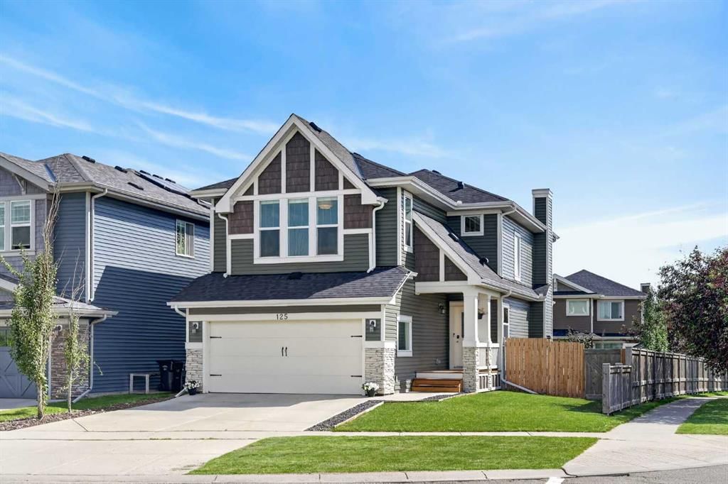 125 Sherwood Gate NW, Calgary — main listing photo