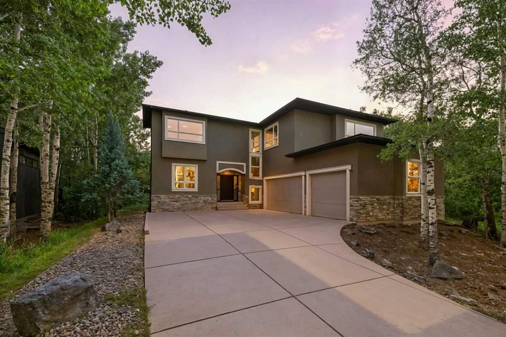 62 Posthill Drive SW, Calgary — main listing photo