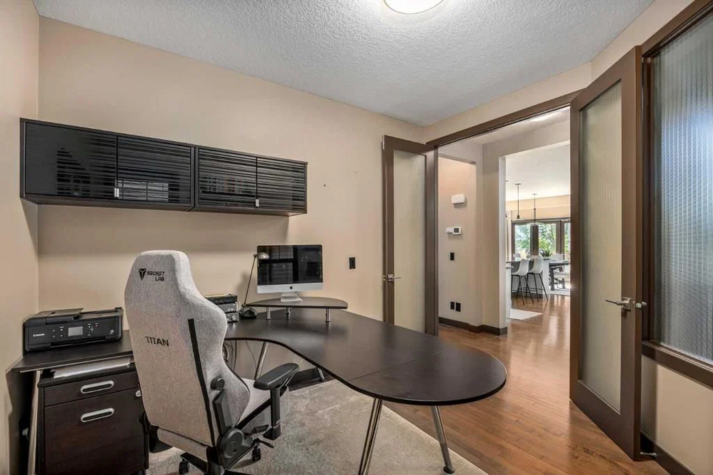 156 Everoak Close SW, Calgary — photo 5 of 50