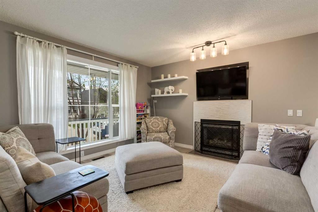 181 Tuscany Valley Green NW, Calgary — photo 5 of 39