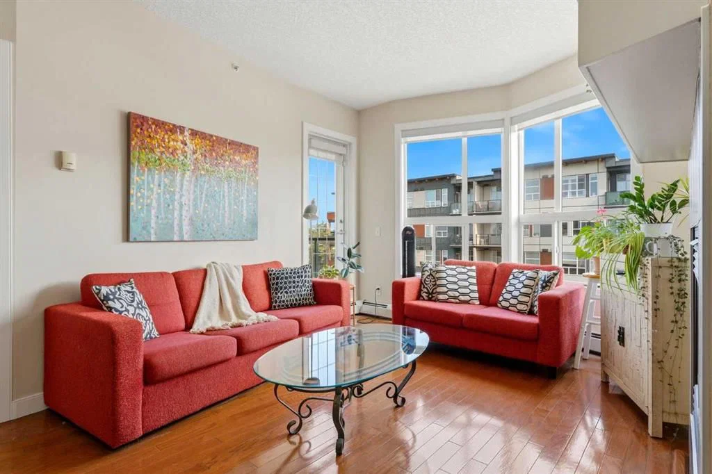 405, 2420 34 Avenue SW, Calgary — main listing photo