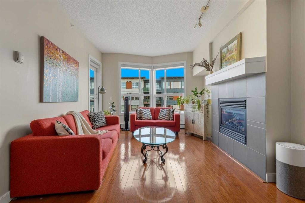 405, 2420 34 Avenue SW, Calgary — photo 2 of 31