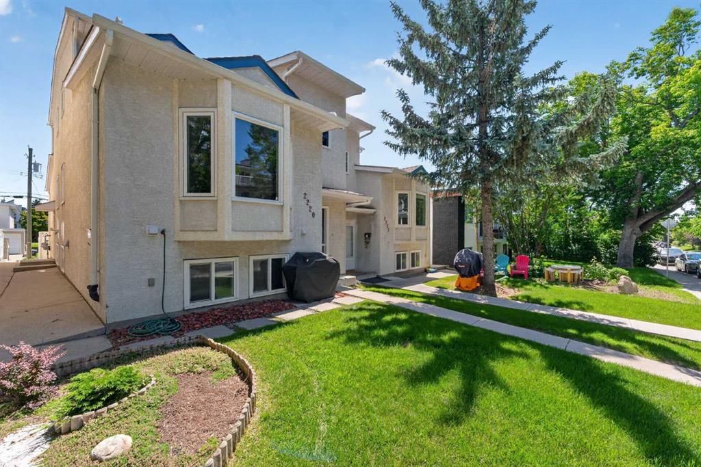 2, 2220 29 Street SW, Calgary — photo 3 of 50
