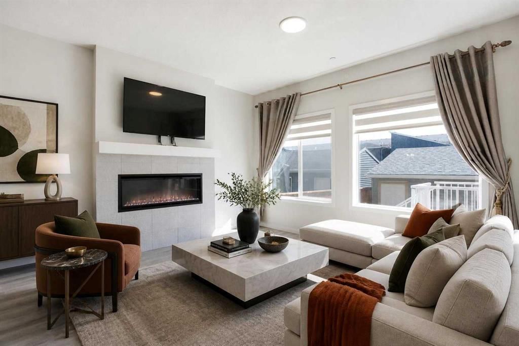 112 Lucas Street NW, Calgary — main listing photo