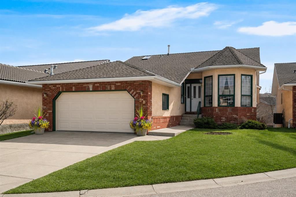 58 Evergreen Bay SW, Calgary — main listing photo